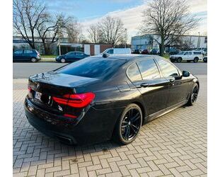 BMW BMW 750 d xDriveM-Sport+Individual 3-TVBowlers Nig Gebrauchtwagen