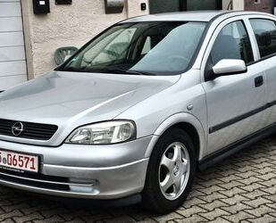 Opel Opel Astra 1.6 5-TÜRER KLIMA AHK TÜV 04/25 Gebrauchtwagen