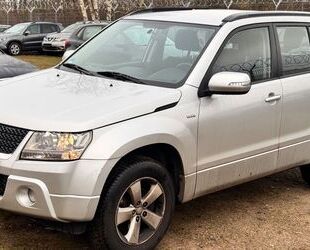 Suzuki Suzuki Grand Vitara 1.9 DDIS Club 1.Hd/Allrad/AHK Gebrauchtwagen