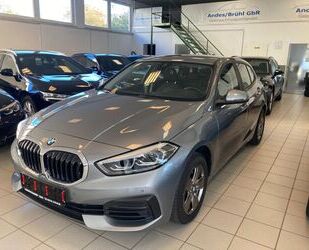 BMW BMW 118 d Lim Aut. Advantage Navi LED SHZ Virtual Gebrauchtwagen