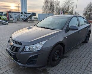 Chevrolet Chevrolet Cruze Hatchback LS+ 1-Hand HU Neu !!! Gebrauchtwagen