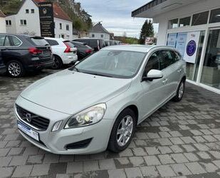 Volvo Volvo V60 Kombi Summum Gebrauchtwagen