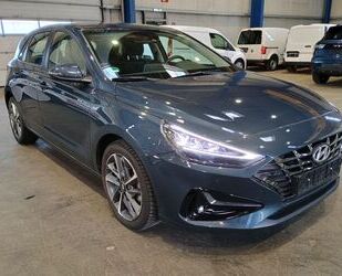 Hyundai Hyundai i30 1.0 TGDI 7DCT Lim LED+KAM+NAV+LKHZ+APP Gebrauchtwagen