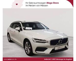 Volvo Volvo V60 D3 Momentum PANO NAV LED Gebrauchtwagen