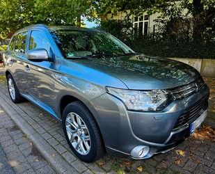 Mitsubishi Mitsubishi Outlander 2.0 PHEV Gebrauchtwagen