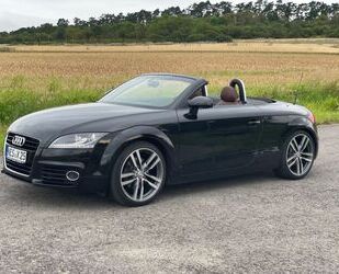 Audi Audi TT Roadster 2.0 TFSI Leder 19 Zoll Xenon Nav Gebrauchtwagen