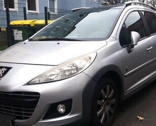 Peugeot Peugeot 207SW1.6Hdi;NAVI;KLIMA;PANORAMA;TM;BK;PDC; Gebrauchtwagen