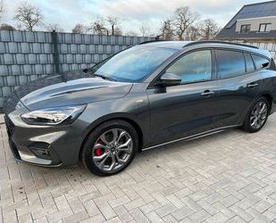 Ford Ford Focus Turnier ST-Line X *Neuwertiger Zustand Gebrauchtwagen