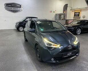 Toyota Toyota AYGO X-Play Team D**Top Zustand* Service NE Gebrauchtwagen