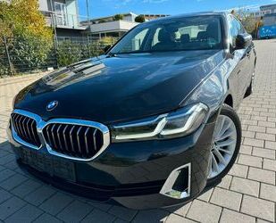 BMW BMW 530i Luxury Line NAVI*LASER*LEDER*KAM*HEADup* Gebrauchtwagen