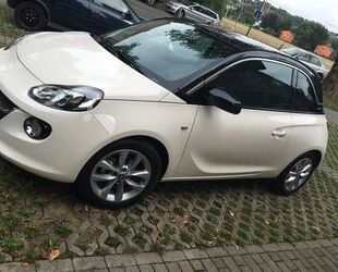 Opel Opel Adam GLAM 1.4 74kW GLAM Gebrauchtwagen