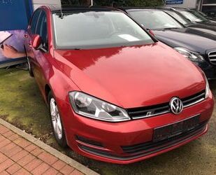 VW Volkswagen Golf VII Lim.Trendline/Auto/Benzi/Pano/ Gebrauchtwagen