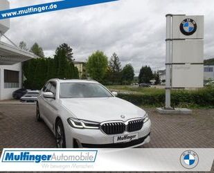 BMW BMW 530d xDrive T. Luxury Line LiveProf Laser PaAs Gebrauchtwagen