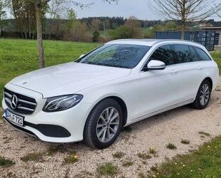 Mercedes-Benz Mercedes-Benz E 200 T 4M Avantgarde+LED+Navi+Kam+D Gebrauchtwagen