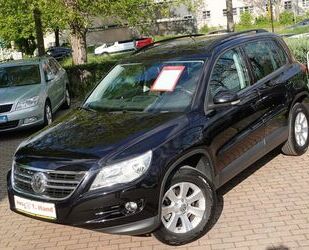 VW Volkswagen Tiguan Track & Field 4Motion 1.Hand Sch Gebrauchtwagen