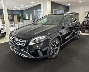 Mercedes-Benz Mercedes-Benz GLA 180 URBAN 7G *PANORAMA*NAVI*KAM* Gebrauchtwagen