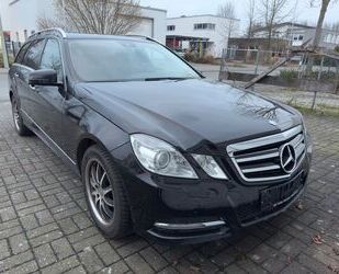 Mercedes-Benz Mercedes-Benz E 200 T AUTOMATIK AVANTGARDE AHK TÜV Gebrauchtwagen