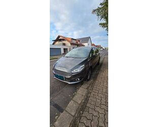 Ford Ford S-Max 2,0 EcoBlue 110kW Titanium 7-Sitzer Gebrauchtwagen