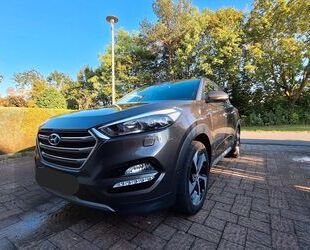 Hyundai Hyundai Tucson 4WD Premium Leder Pano Gebrauchtwagen