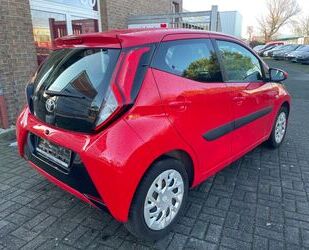 Toyota Toyota Aygo AYGO x Gebrauchtwagen