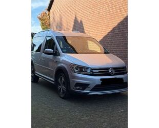 VW Volkswagen Caddy 2,0TDI 110kW BMT DSG Alltrack 4MO Gebrauchtwagen