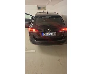 Opel Opel Astra ST 1.6 Diesel 120 Jahre 100kW S/S Auto. Gebrauchtwagen