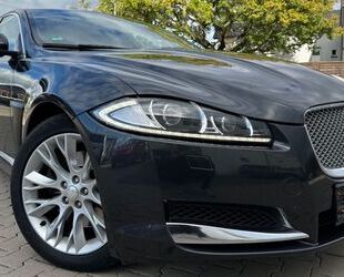 Jaguar Jaguar XF 2.2 Diesel Automatik,Leder,Navi,Ambiente Gebrauchtwagen