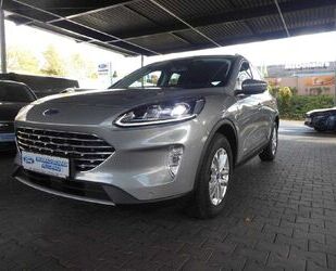 Ford Ford Kuga Titanium4X4,CAM,NAV,Headup Gebrauchtwagen