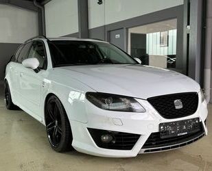 Seat Seat Exeo ST Sport AHK+Navi+Bi-Xenon+SR/WR Gebrauchtwagen