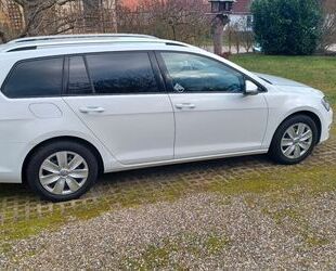 VW Volkswagen Golf 1.2 TSI BMT Comfortline Variant Co Gebrauchtwagen