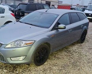 Ford Ford Mondeo Turnier Titanium 2.5 AHK Xenon Navi Gebrauchtwagen