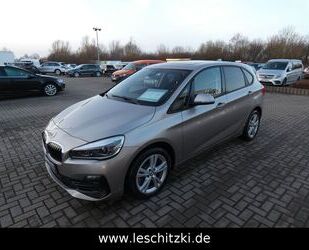 BMW BMW 218 i Active Tourer Sport Line Automatik/LED Gebrauchtwagen