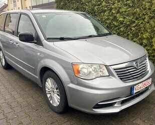 Lancia Lancia Voyager 2.8 CRD 1. Hand 7 Sitzer Alu Klimaa Gebrauchtwagen