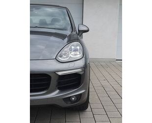 Porsche Porsche Cayenne S 4.2d/Pano/Kam/Bi-Xen/Bose/21