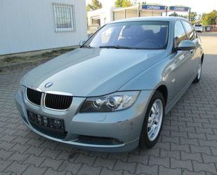 BMW BMW 320 Baureihe 3 Lim. 320i Gebrauchtwagen