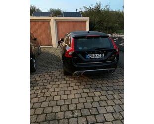 Volvo Volvo V60 D6 TWIN ENGINE Plug-in-Hybrid Summum Sum Gebrauchtwagen