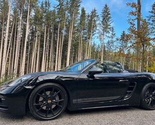 Porsche Porsche Boxster T Sport Design 718 / Porsche Appr Gebrauchtwagen