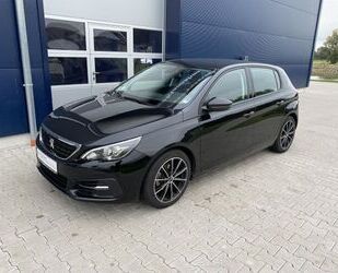 Peugeot Peugeot 308 Active130 GPF Nav SHZ LM 17 Kam Gebrauchtwagen