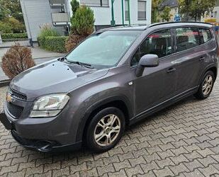 Chevrolet Chevrolet Orlando 1.8 LS MT LS Gebrauchtwagen