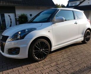 Suzuki Suzuki Swift 1.6 Sport Bi-XENON Klimaautomatik 17