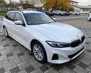 BMW BMW 320d xDrive Touring Automatic LED Navi SitzHz Gebrauchtwagen