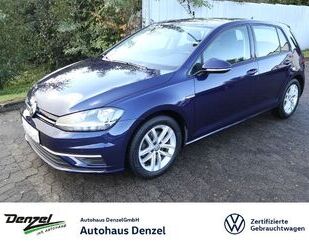 VW Volkswagen Golf VII Comfortline 1.5 TSI KAMERA/NAV Gebrauchtwagen