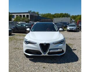 Alfa Romeo Alfa Romeo Stelvio 2.0 Turbo 16V 206kW Super AT8-Q Gebrauchtwagen