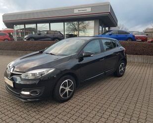 Renault Renault Megane III 1.2 TCe Paris NAVI DAB SITZH 4 Gebrauchtwagen