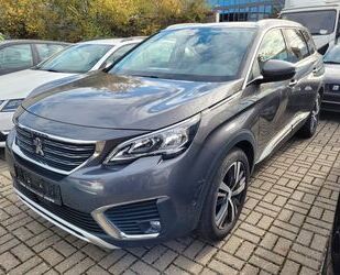 Peugeot Peugeot 5008 Allure SHZ*PDC*AHK Top Ausstattung ! Gebrauchtwagen