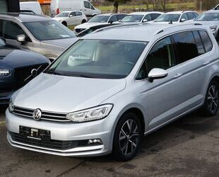 VW Volkswagen Touran Highline DSG *ACC*NAV*LED*7SITZE Gebrauchtwagen