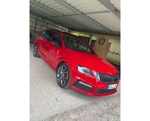 Skoda Skoda Octavia 2.0 TDI DSG 4x4 RS Combi RS Gebrauchtwagen