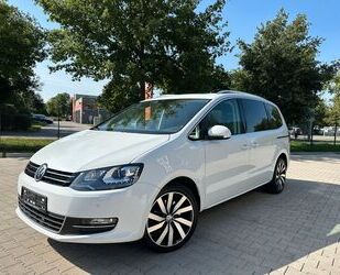 VW Volkswagen Sharan Highline 2.0TDI DSG XENON PANO N Gebrauchtwagen