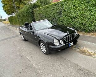 Mercedes-Benz Mercedes-Benz Mercedes Benz CLK 320 Cabrio, HU 202 Gebrauchtwagen