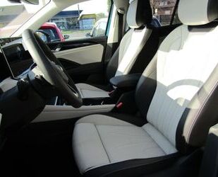 VW Volkswagen Tiguan Elegance 2.0 TDI DSG NAVI AHK PA Gebrauchtwagen